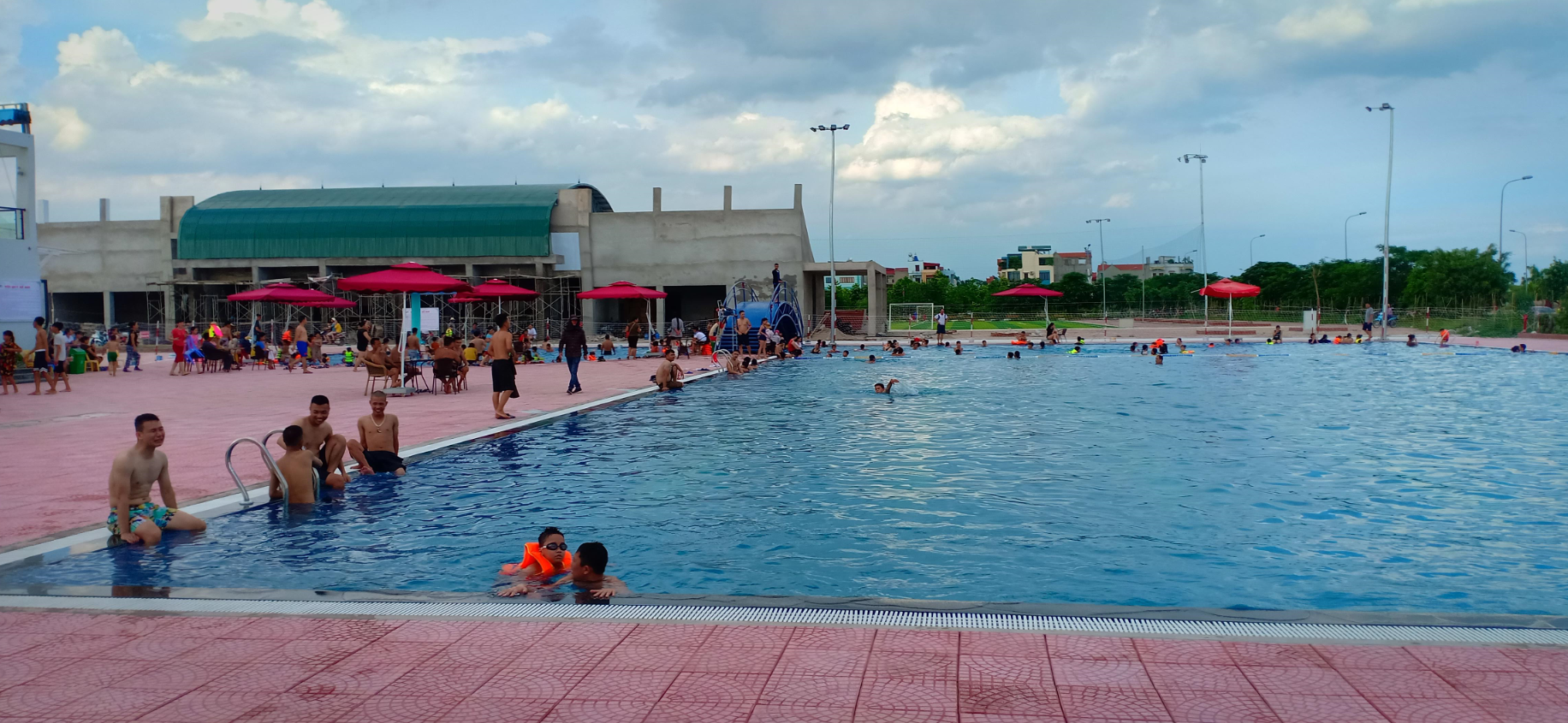 Thi công hoàn thiện bể bơi tại Bắc Ninh